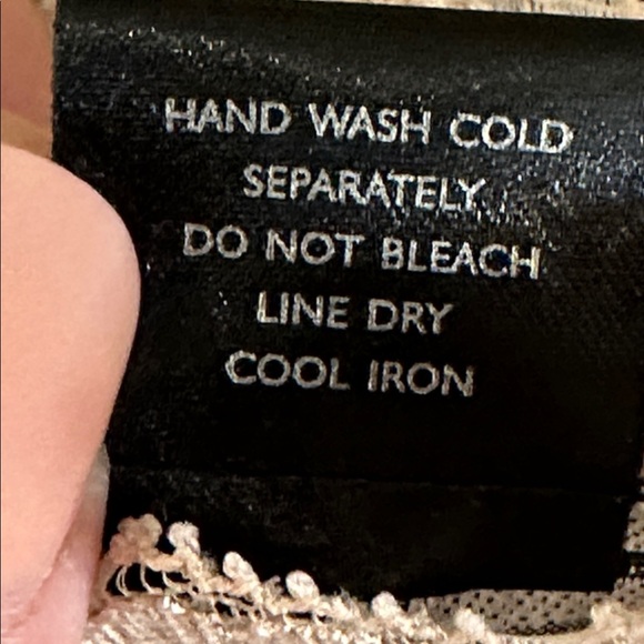 Josie Natori Lace Women’s Top - Large - Picture 7 of 8